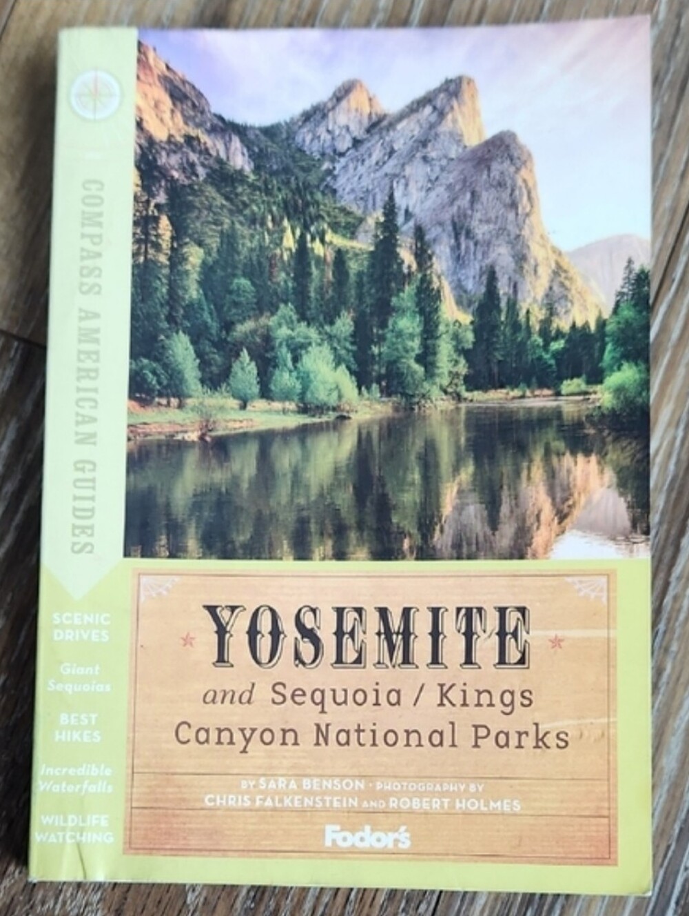Yosemite and Sequoia / Kings Canyon National Parks Book